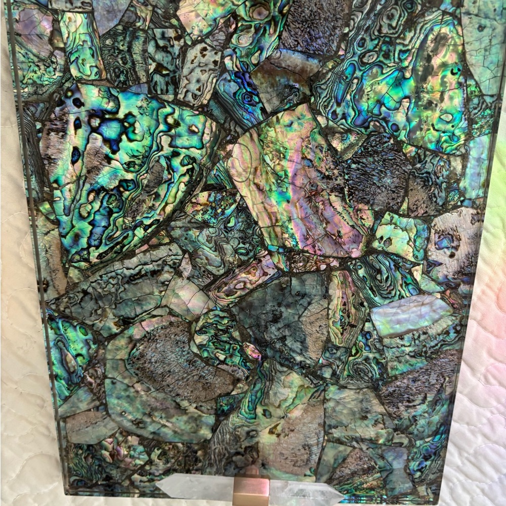 Kendra Scott Abalone Shell Tray and Gold Box Set - Picture 9 of 16